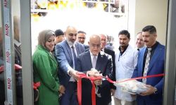 وزير الصحة يفتتح مركز صحي الرشيد الأول في بغداد